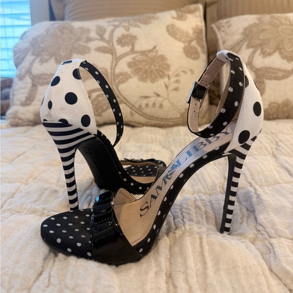 Sam & Libby Ankle Strap Stripes Polka Dots Stiletto Heels Sandals Size 7 - Picture 1 of 11